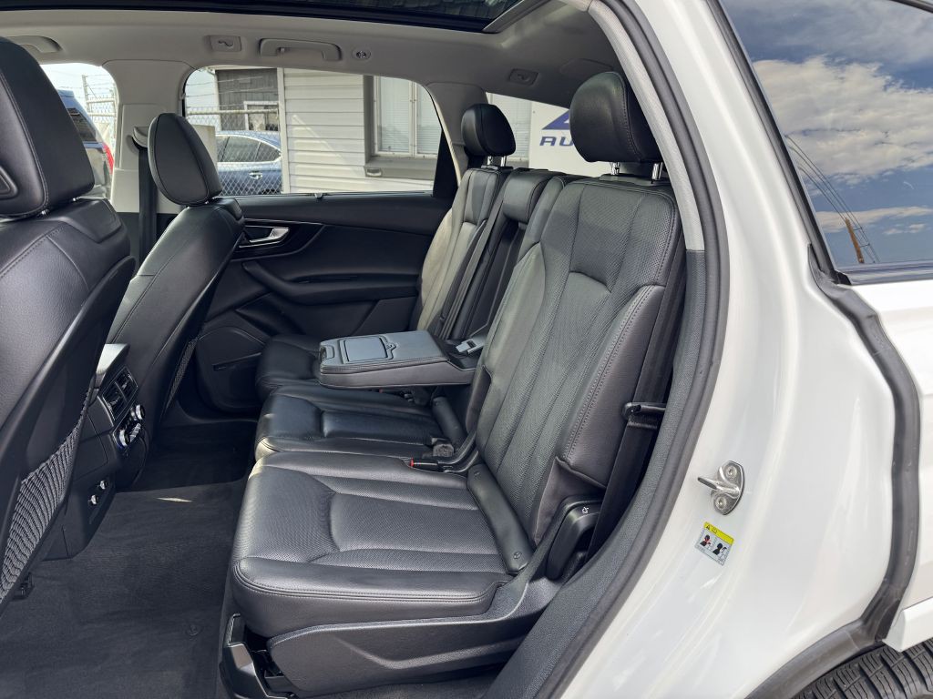 2019 Audi Q7 Image 17