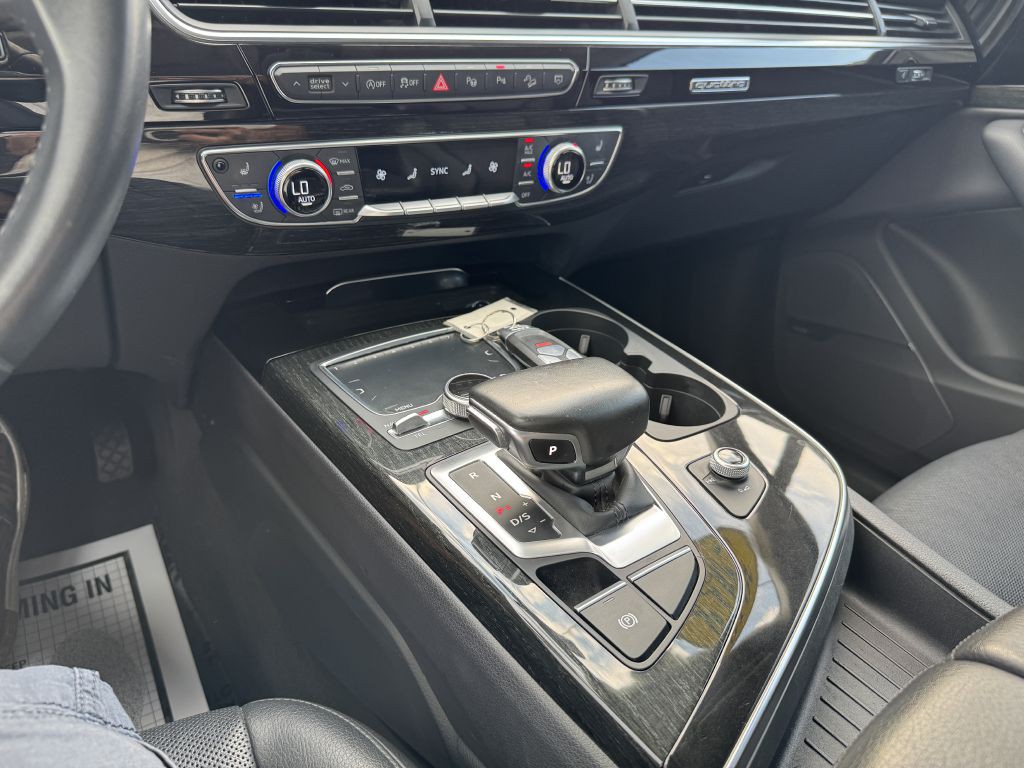 2019 Audi Q7 Image 30