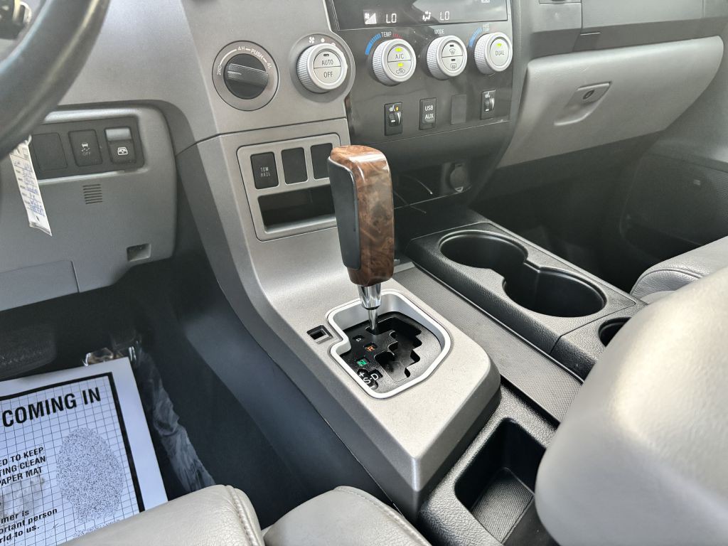 2013 Toyota Tundra Image 18