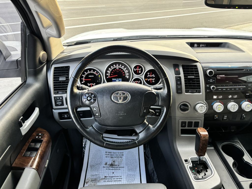 2013 Toyota Tundra Image 19