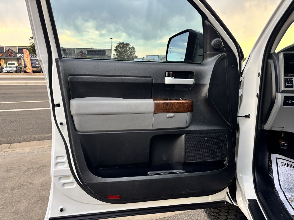 2013 Toyota Tundra Image 14