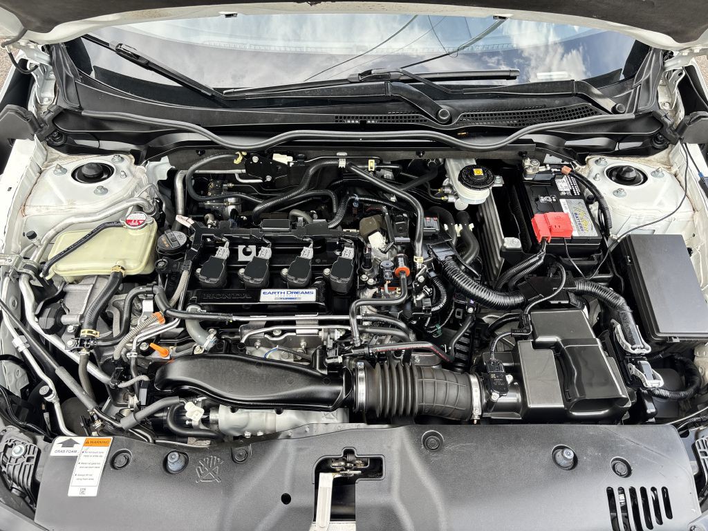 2018 Honda Civic Image 24