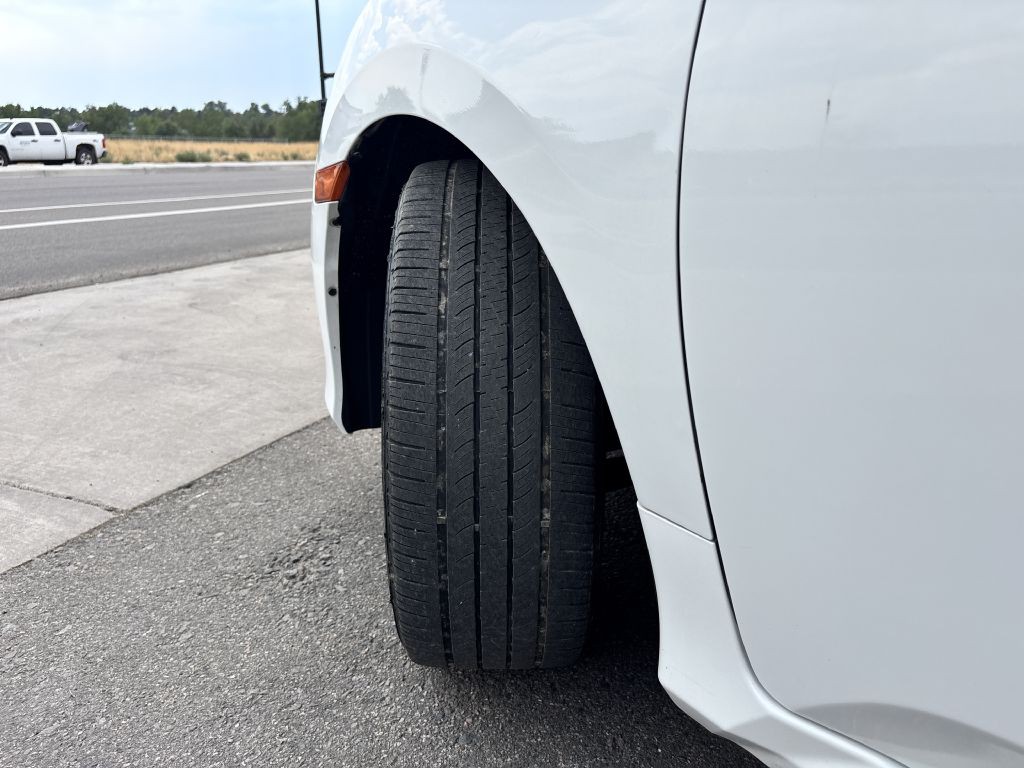 2018 Honda Civic Image 27