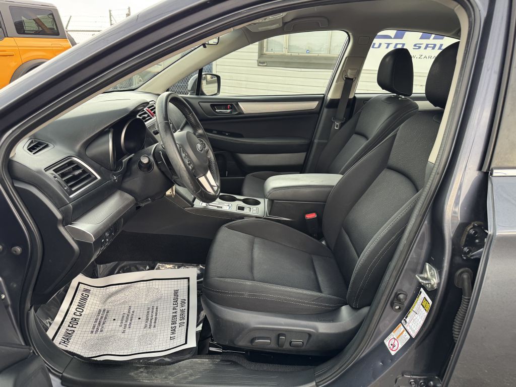 2015 Subaru Legacy Image 11