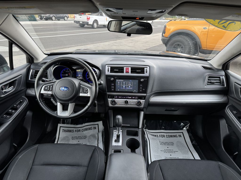 2015 Subaru Legacy Image 17
