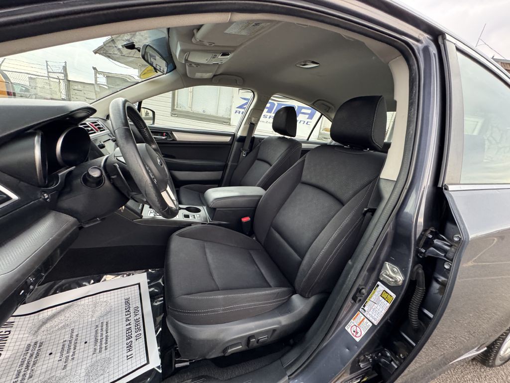2015 Subaru Legacy Image 24