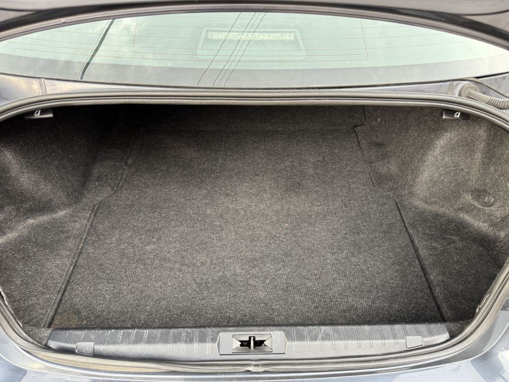 2015 Subaru Legacy Image 26
