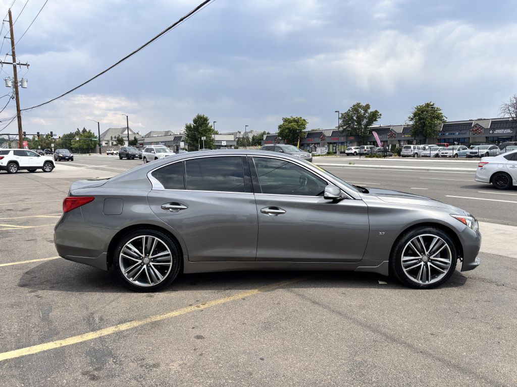 2015 INFINITI Q50 Image 8