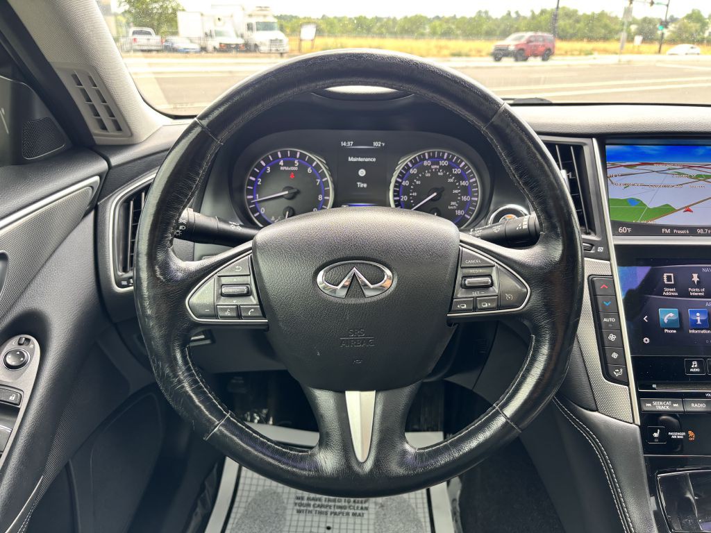 2015 INFINITI Q50 Image 23