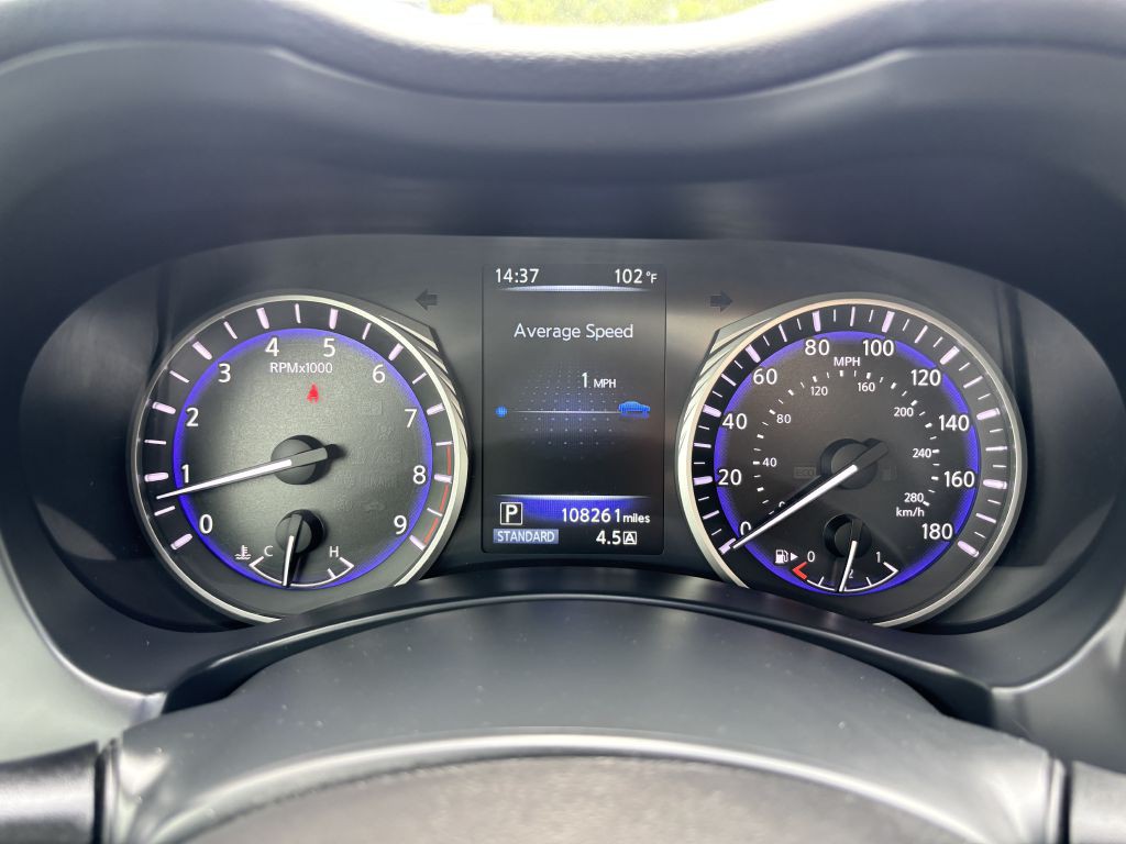 2015 INFINITI Q50 Image 24