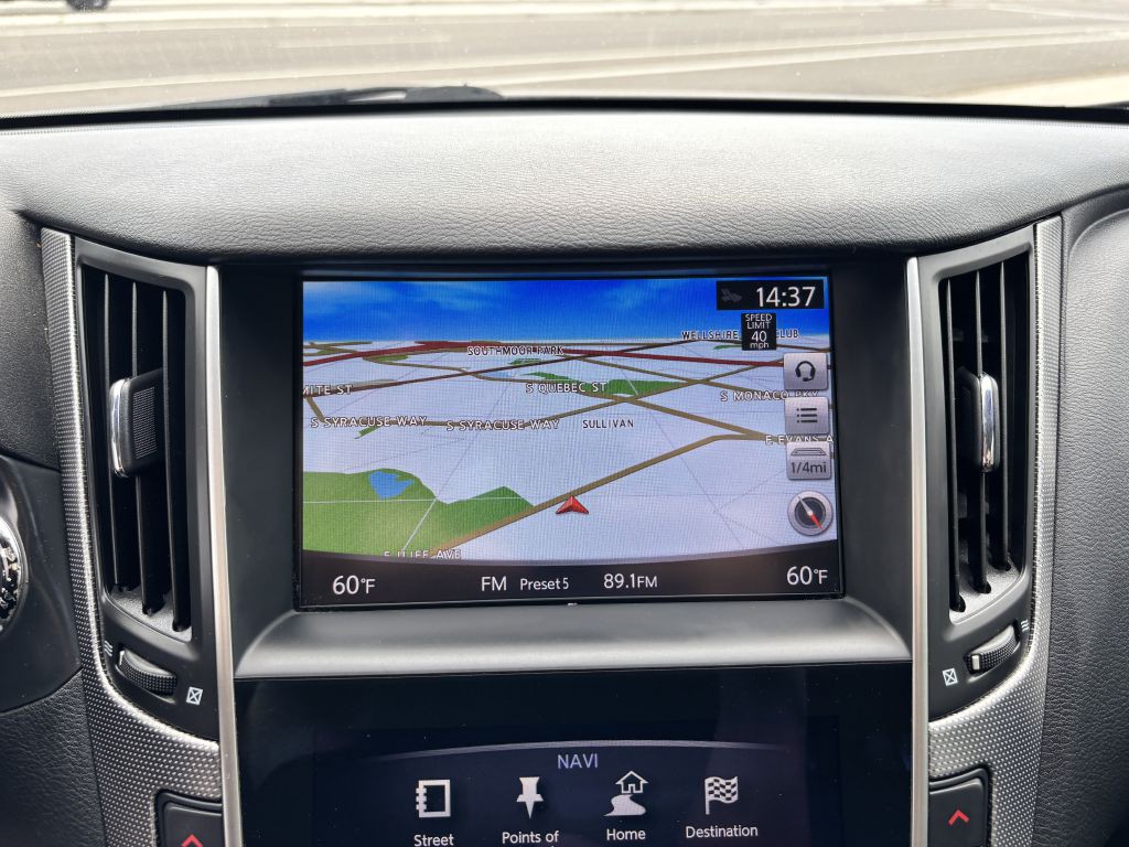 2015 INFINITI Q50 Image 25