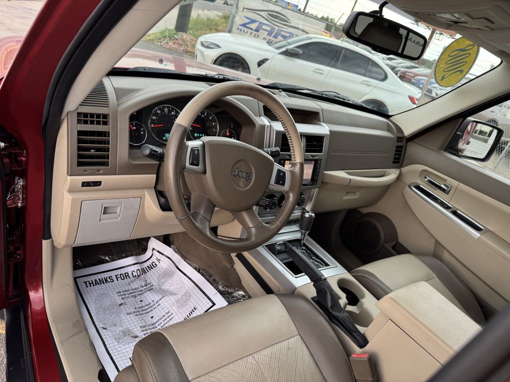 2008 Jeep Liberty Image 14