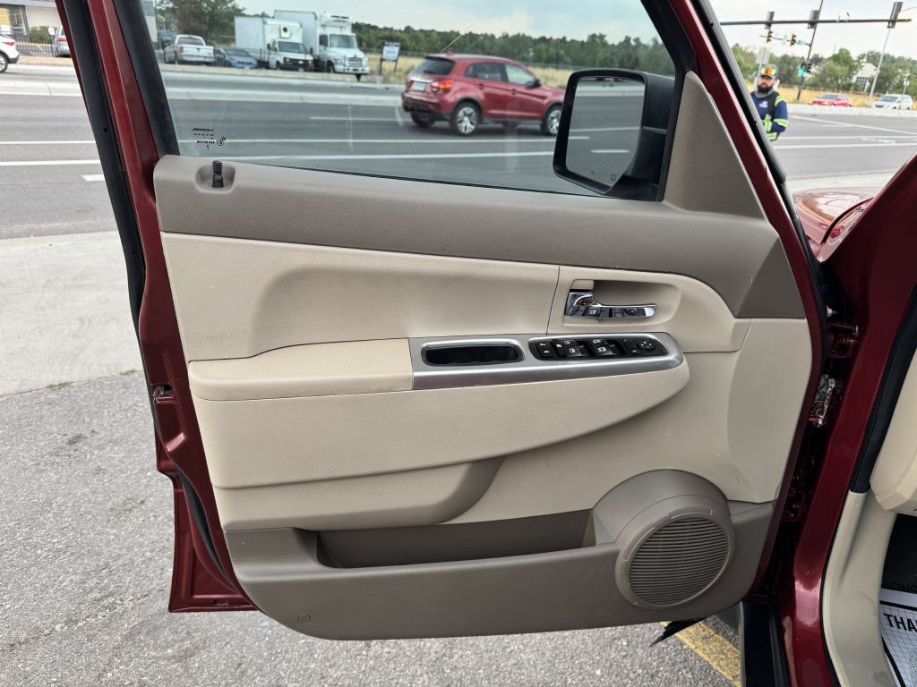 2008 Jeep Liberty Image 15