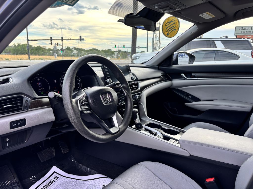 2018 Honda Accord Image 11
