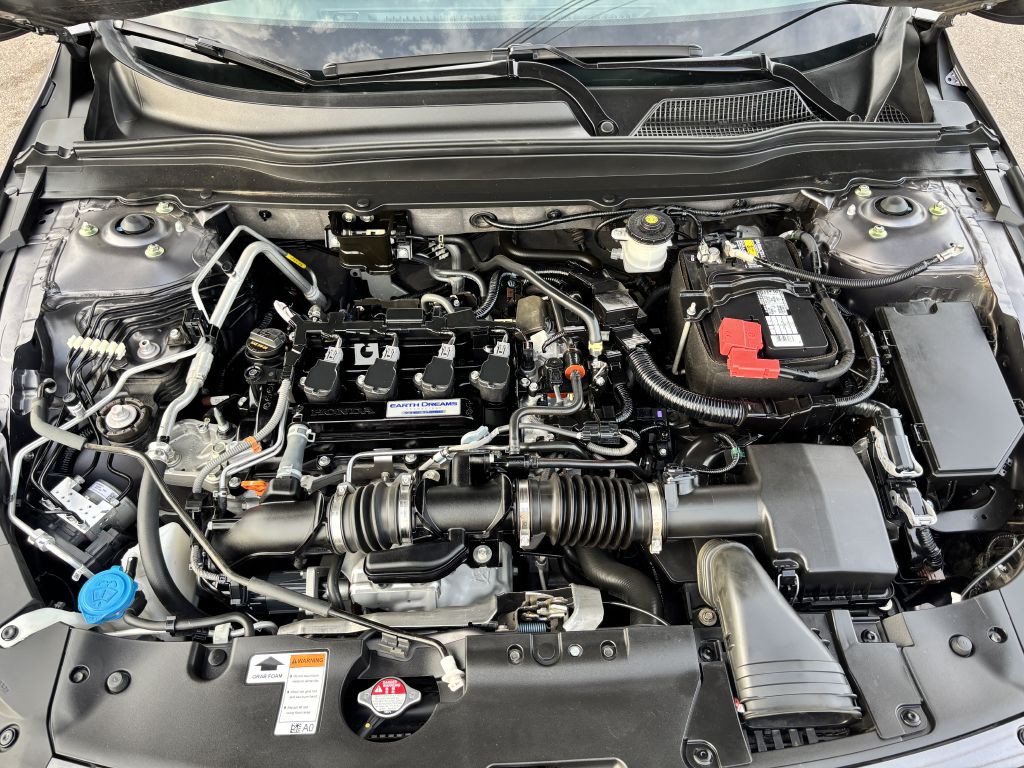 2018 Honda Accord Image 24