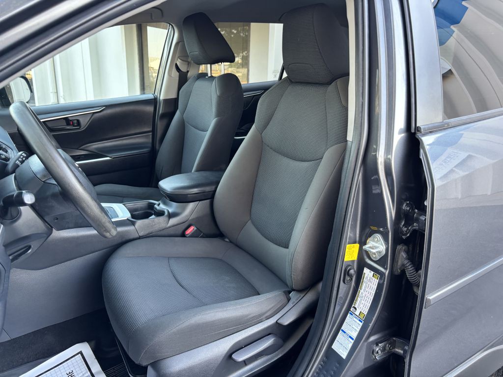 2020 Toyota Rav4 Image 13
