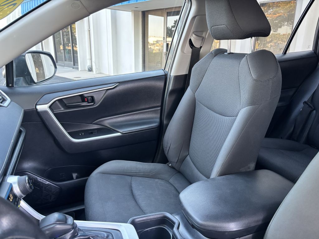 2020 Toyota Rav4 Image 14