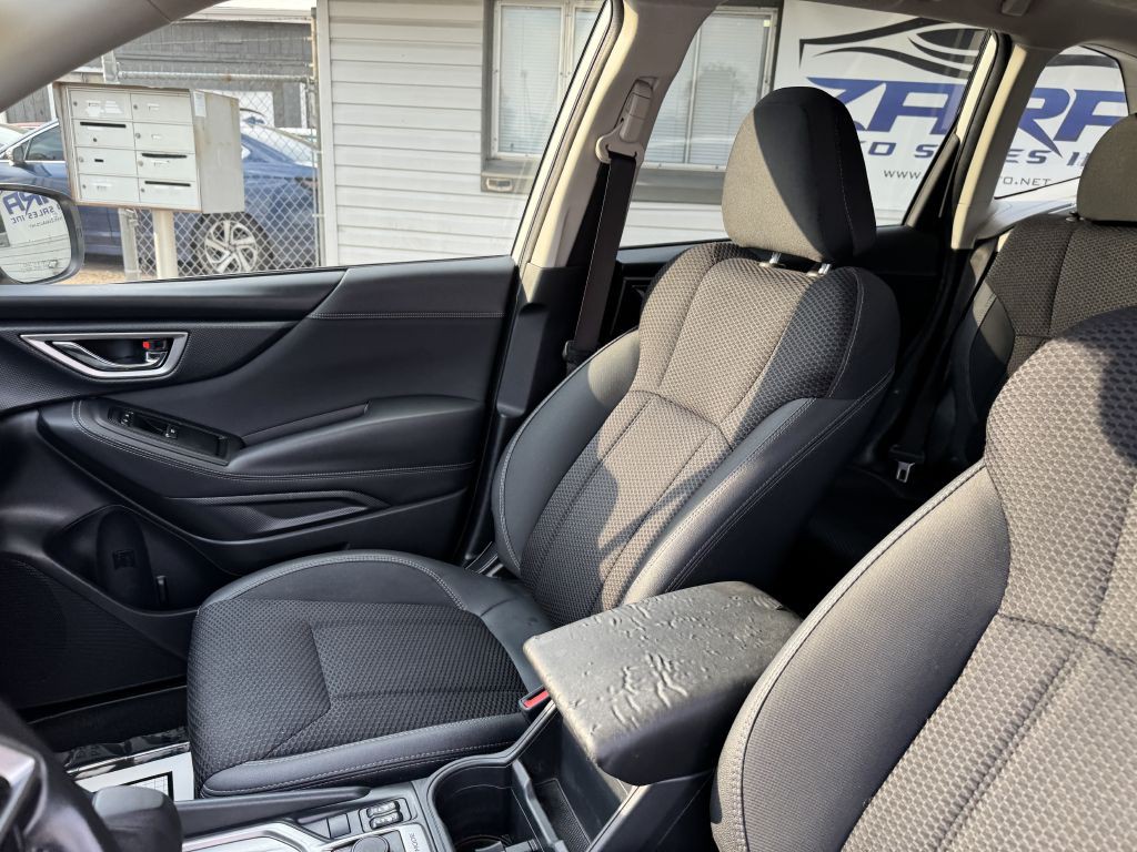 2019 Subaru Forester Image 14