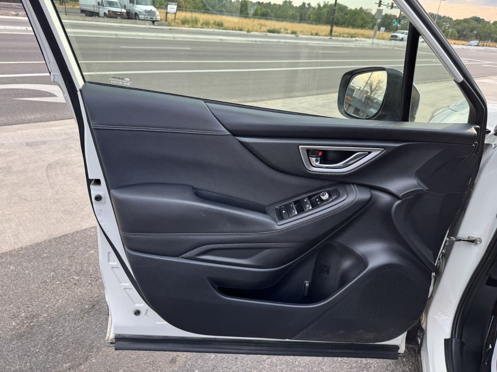 2019 Subaru Forester Image 16