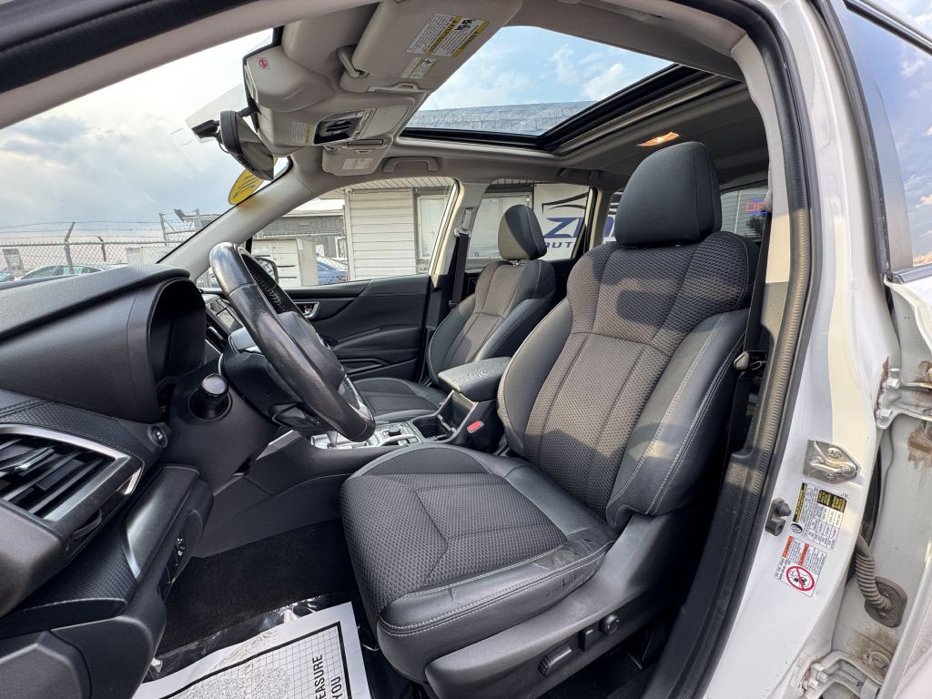 2019 Subaru Forester Image 24