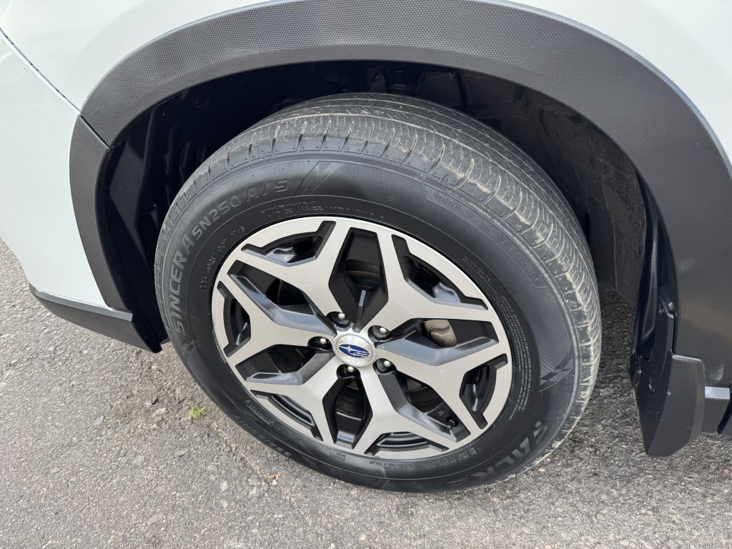 2019 Subaru Forester Image 27