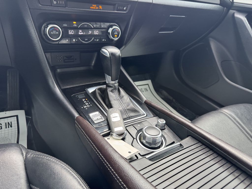 2017 Mazda Mazda3 Image 19