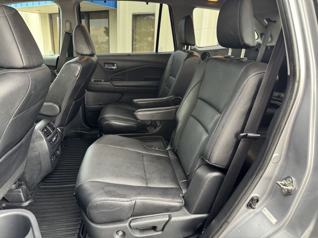 2016 Honda Pilot Image 17