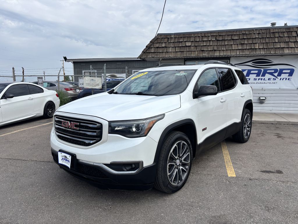 2018 GMC Acadia Image 3