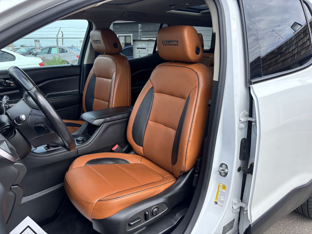 2018 GMC Acadia Image 13