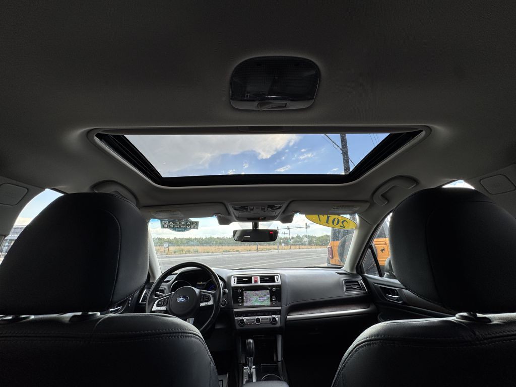 2017 Subaru Outback Image 24