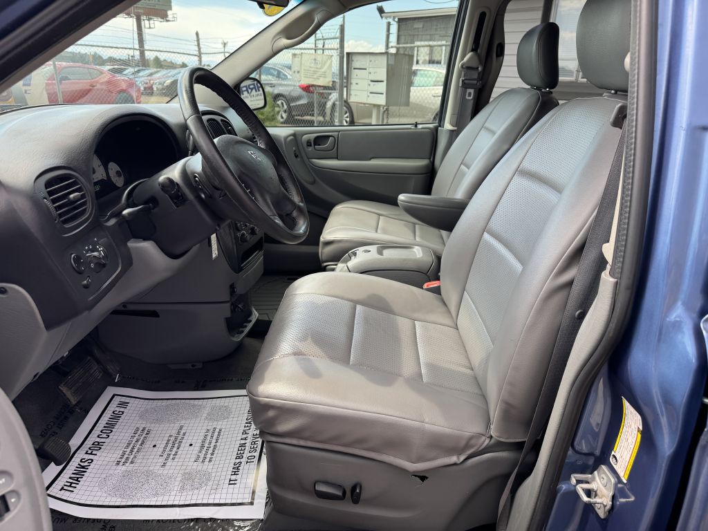 2007 Dodge Grand Caravan Image 11