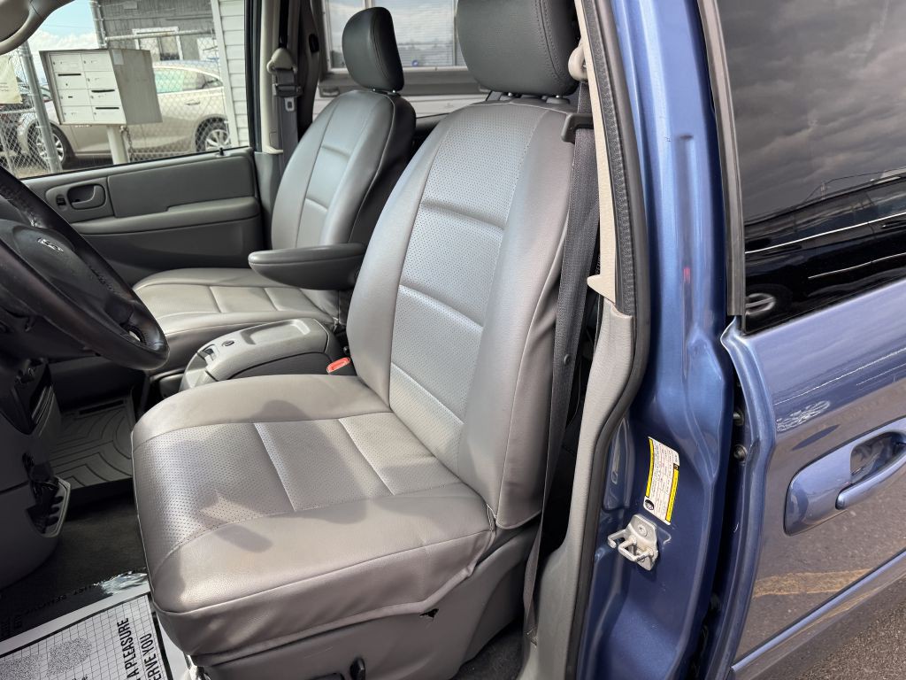 2007 Dodge Grand Caravan Image 12