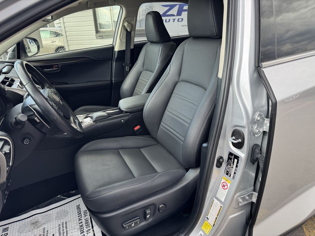 2019 Lexus NX 300 Image 12