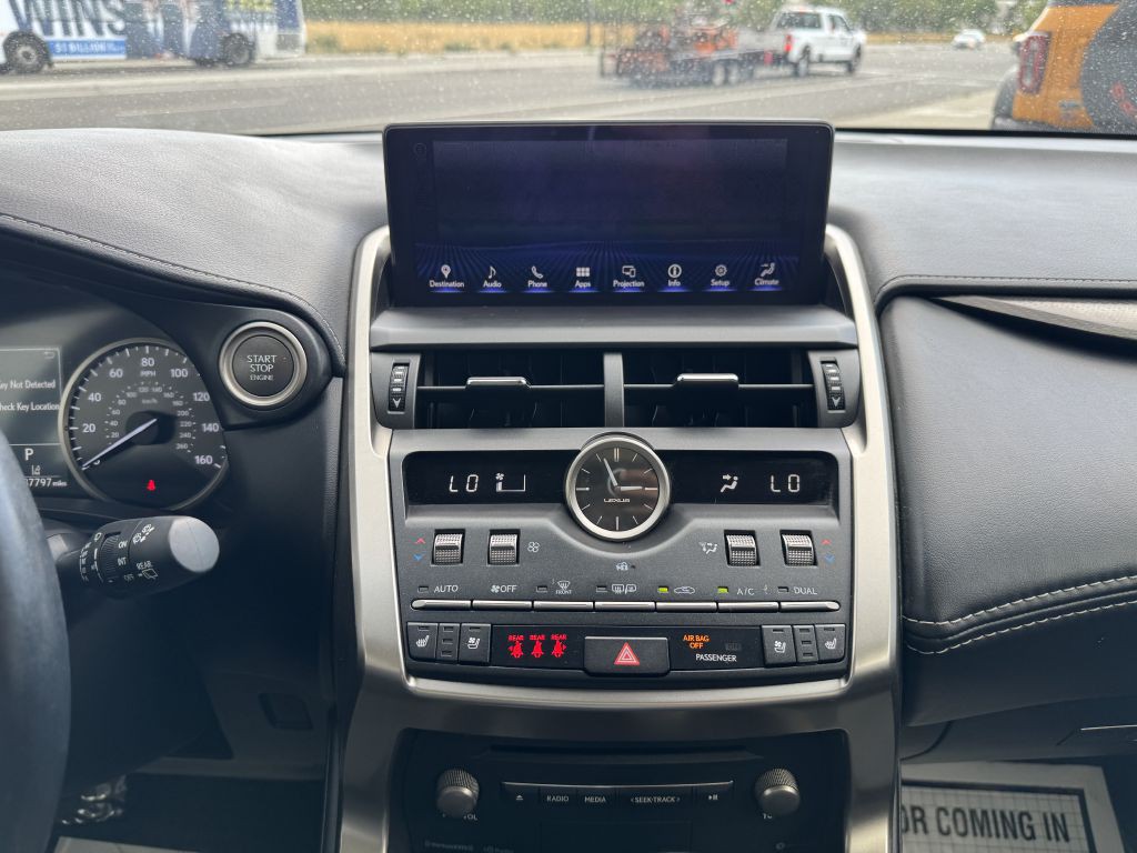 2019 Lexus NX 300 Image 19