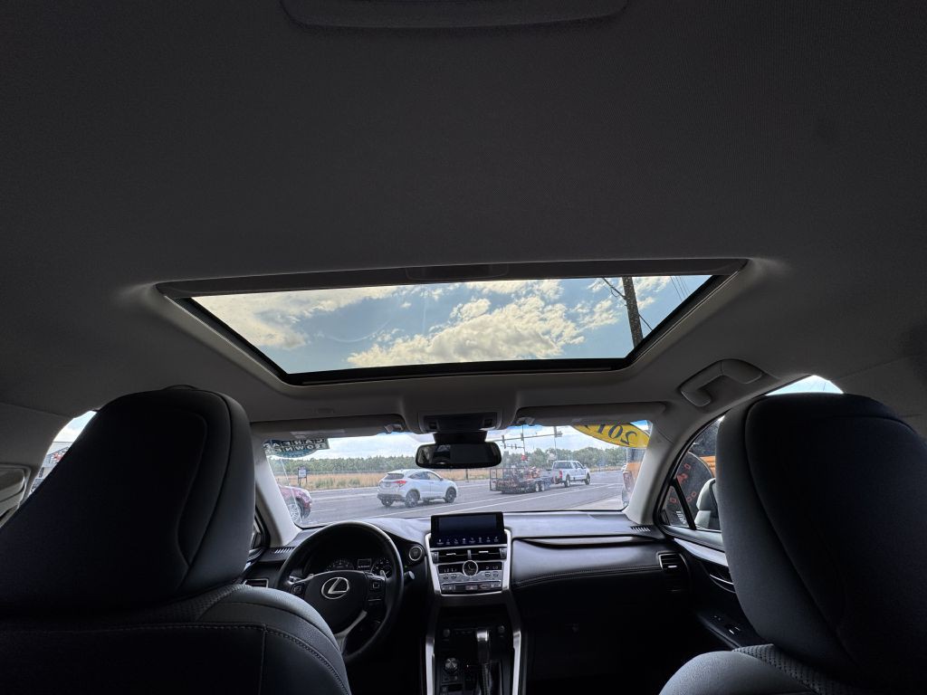 2019 Lexus NX 300 Image 24