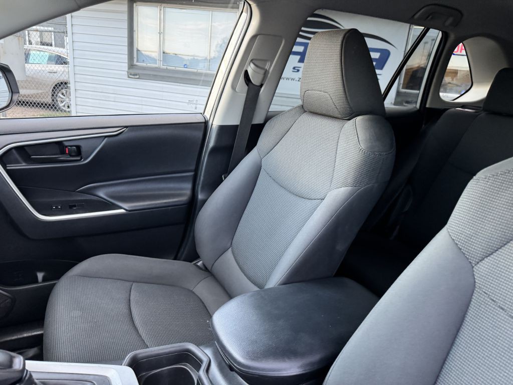 2021 Toyota Rav4 Image 13
