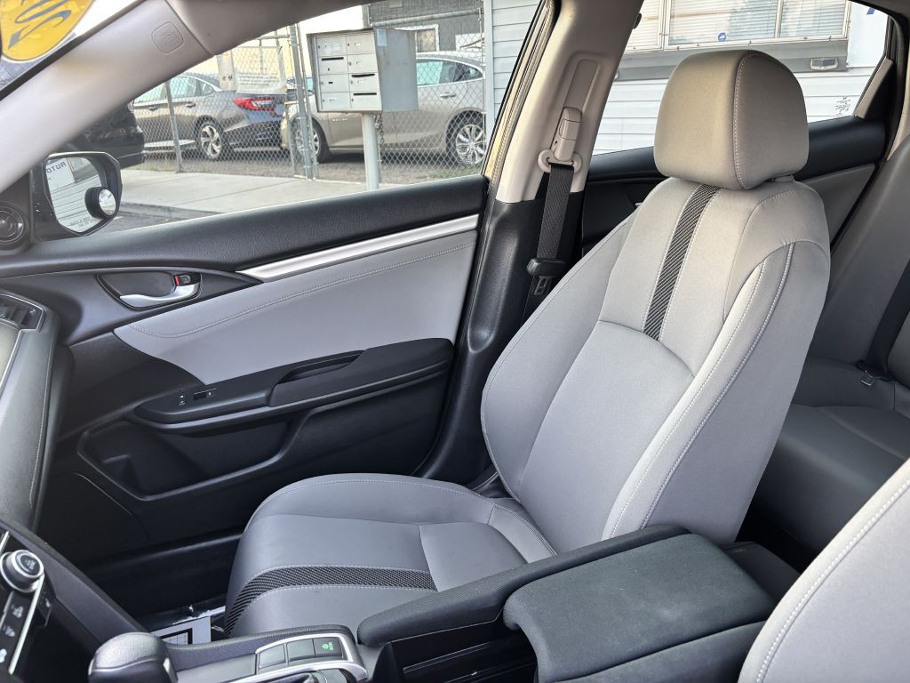 2016 Honda Civic Image 14