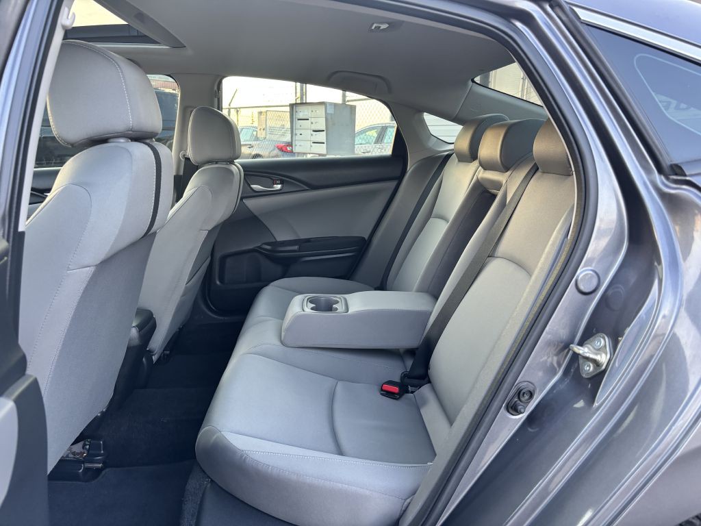 2016 Honda Civic Image 17