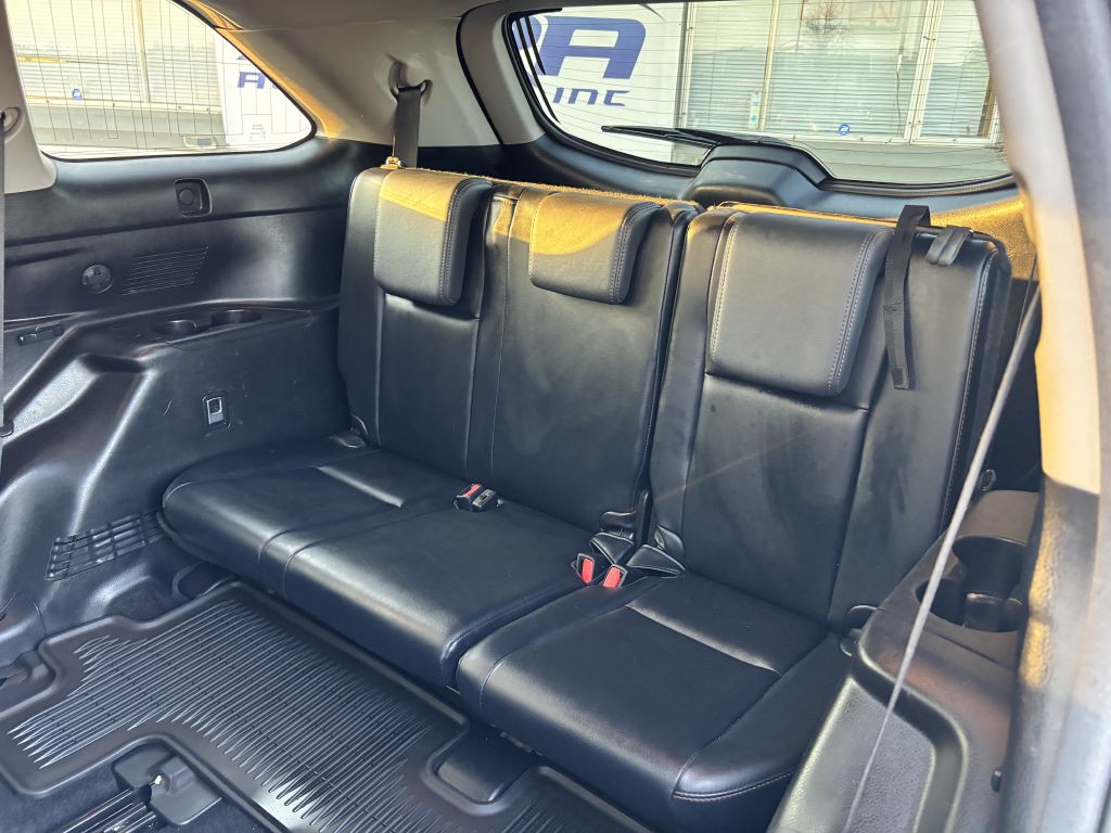 2016 Toyota Highlander Image 18