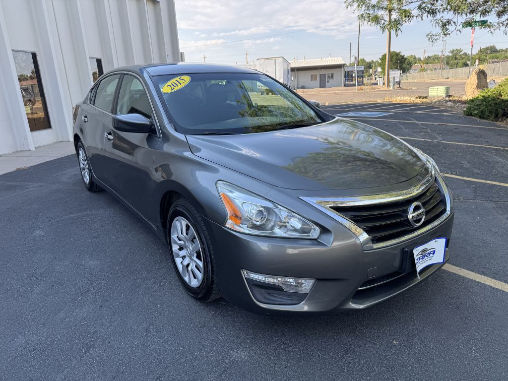 2015 Nissan Altima Image 9