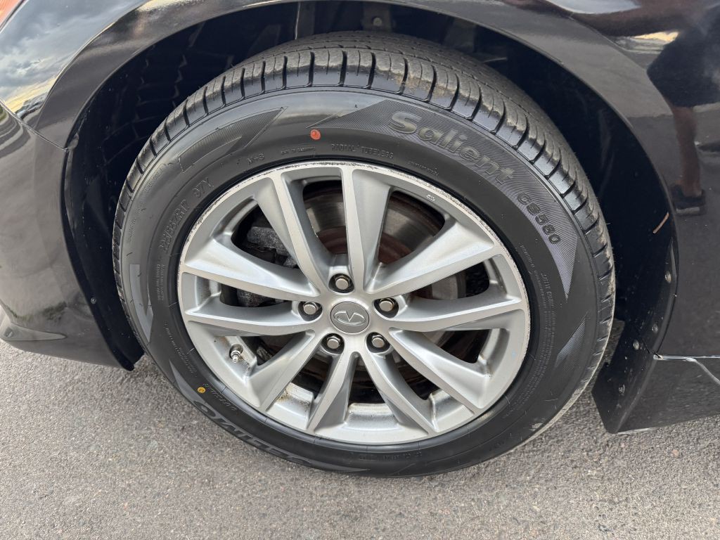 2014 INFINITI Q50 Image 28