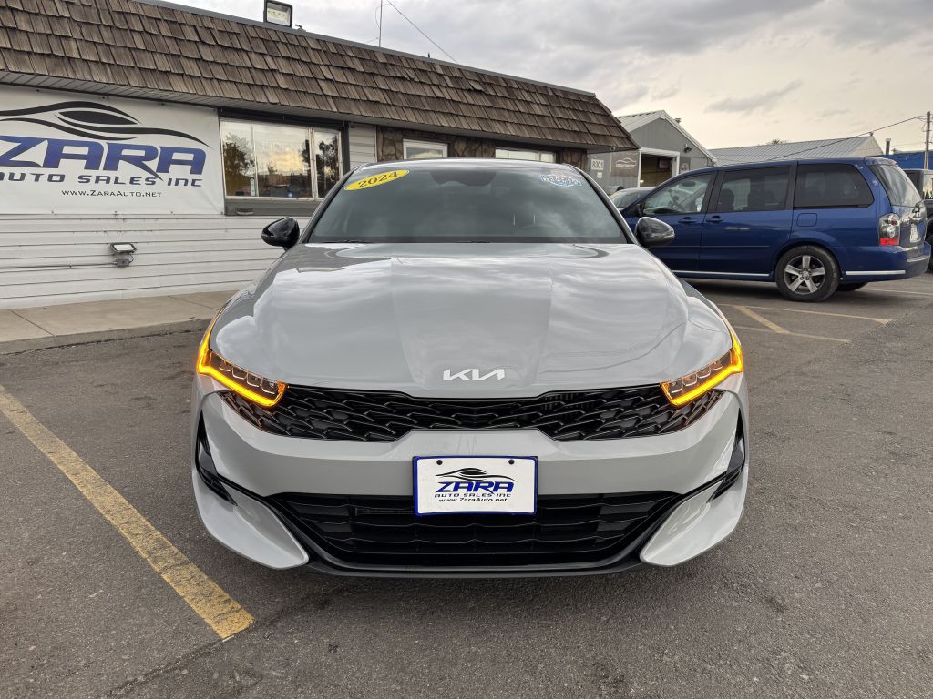 2024 Kia K5 Image 2
