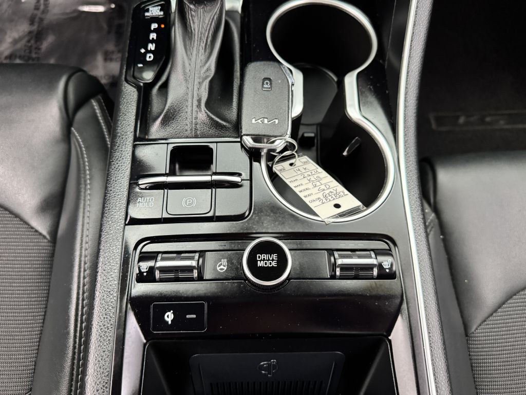 2024 Kia K5 Image 24
