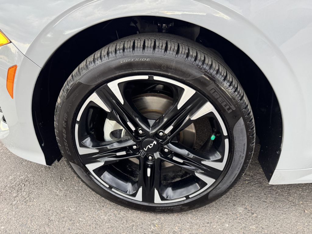 2024 Kia K5 Image 33