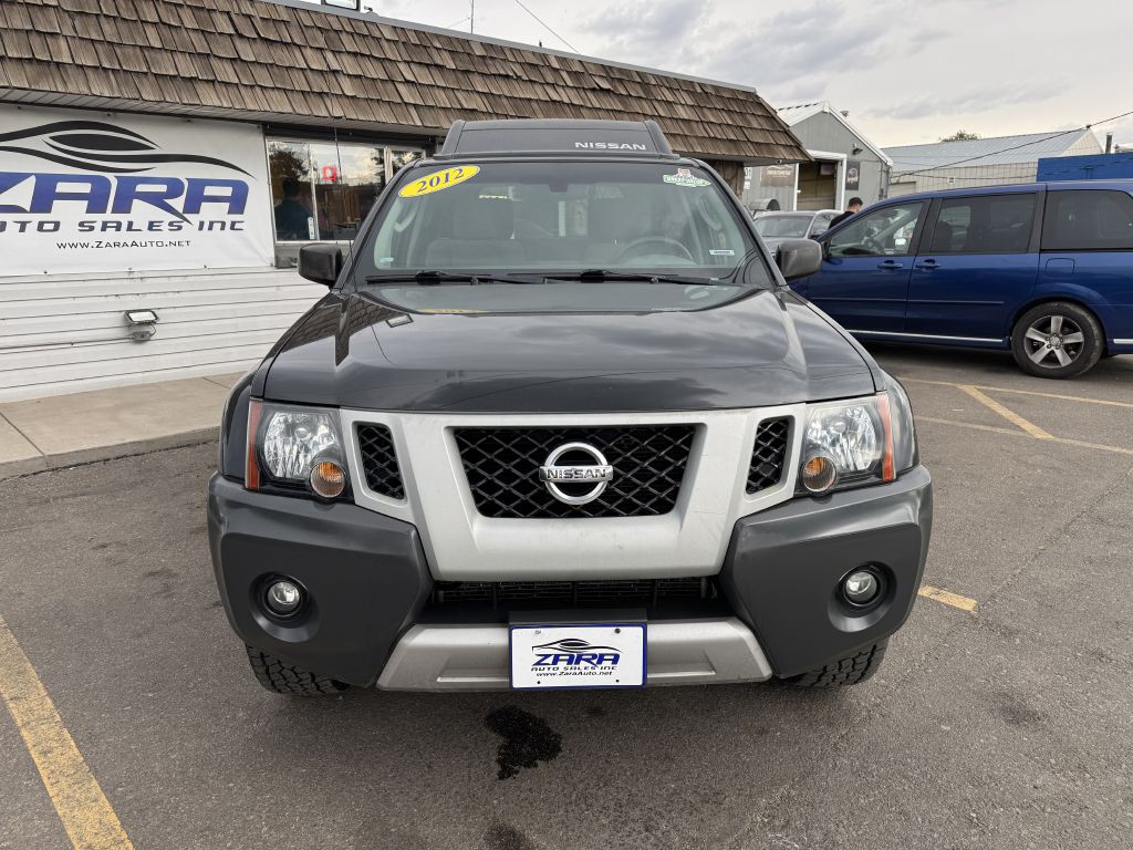 2012 Nissan Xterra Image 2