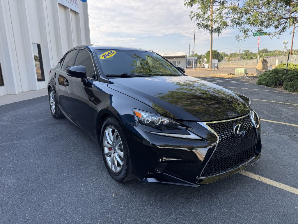 2015 Lexus IS 350 Image 9