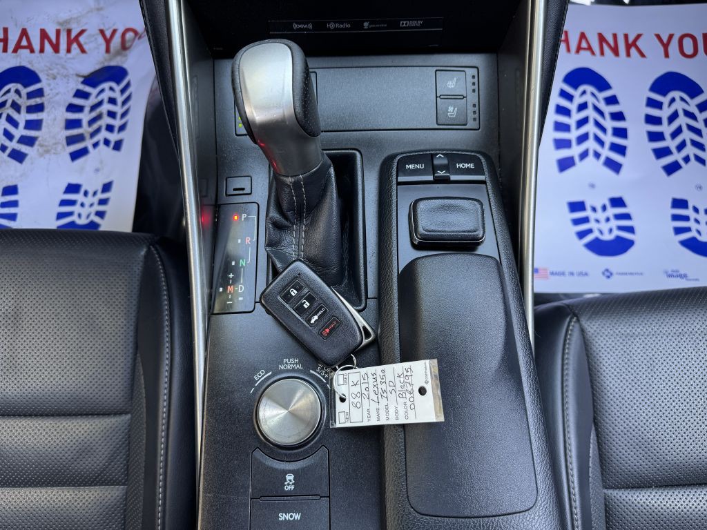 2015 Lexus IS 350 Image 24