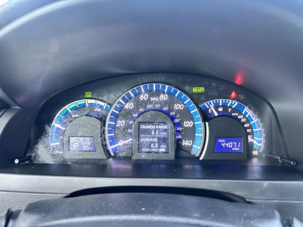2012 Toyota Camry Image 21