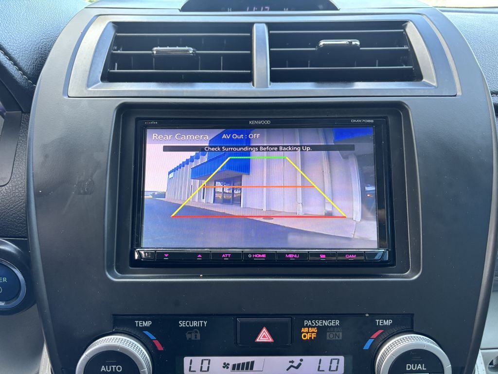 2012 Toyota Camry Image 22