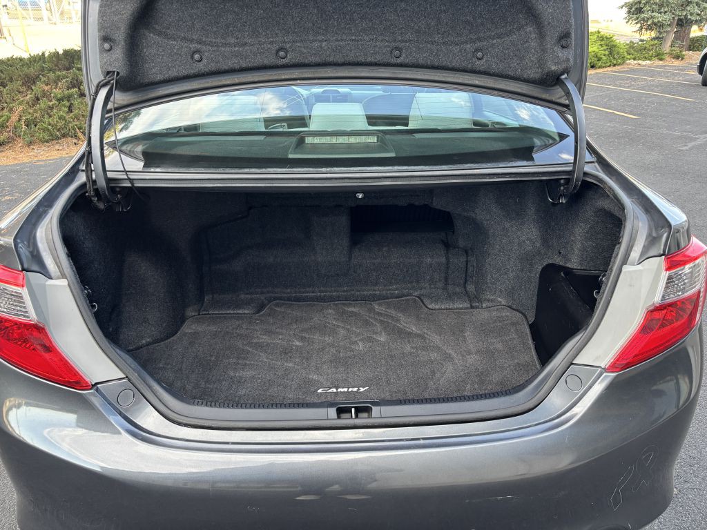 2012 Toyota Camry Image 24